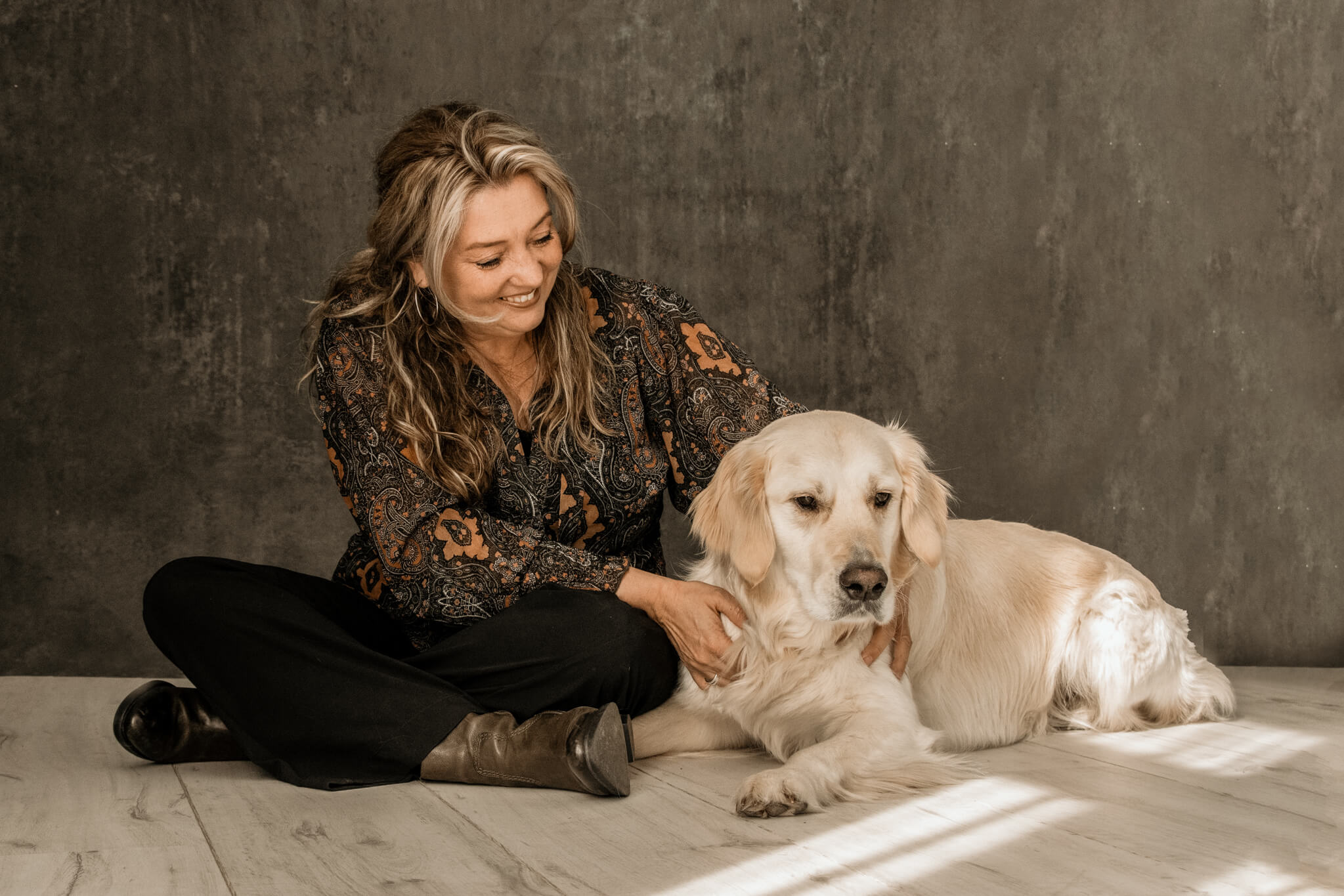 Yvette Eelman Fotograaf bij droombeeld fotografie met hond